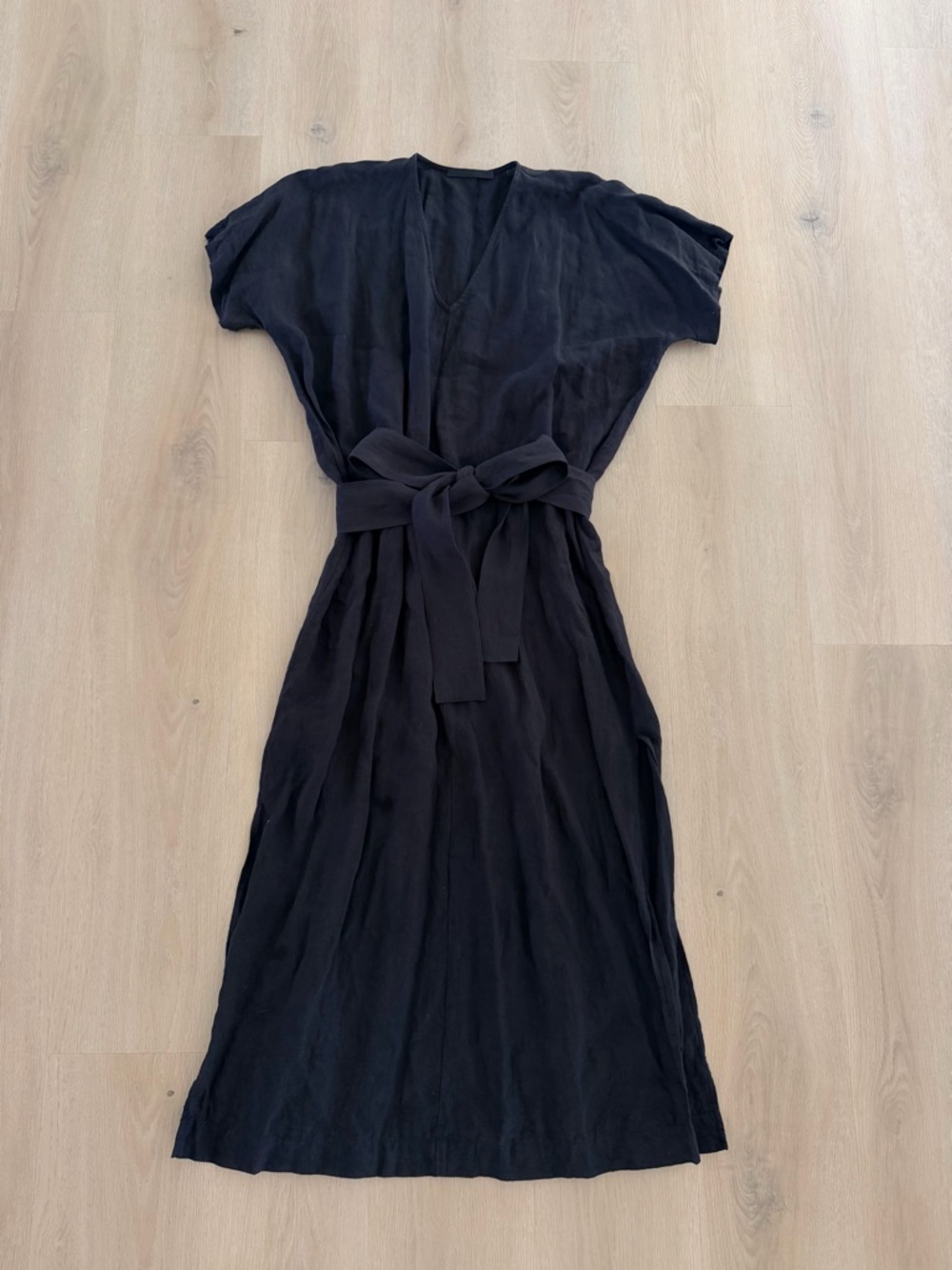 Jenni Kayne Black Linen V‑Neck Midi Dress with Side Slits
